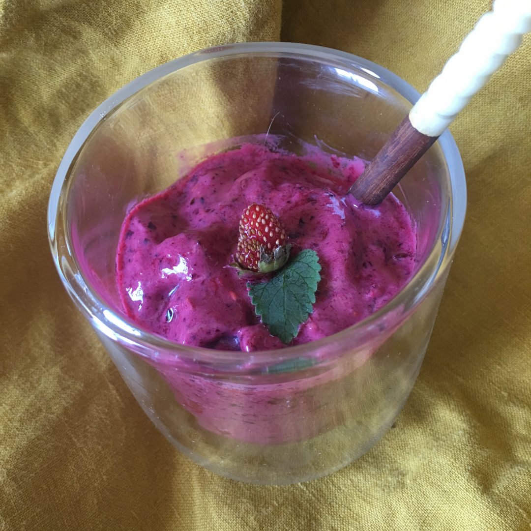 Glace express aux fruits rouges